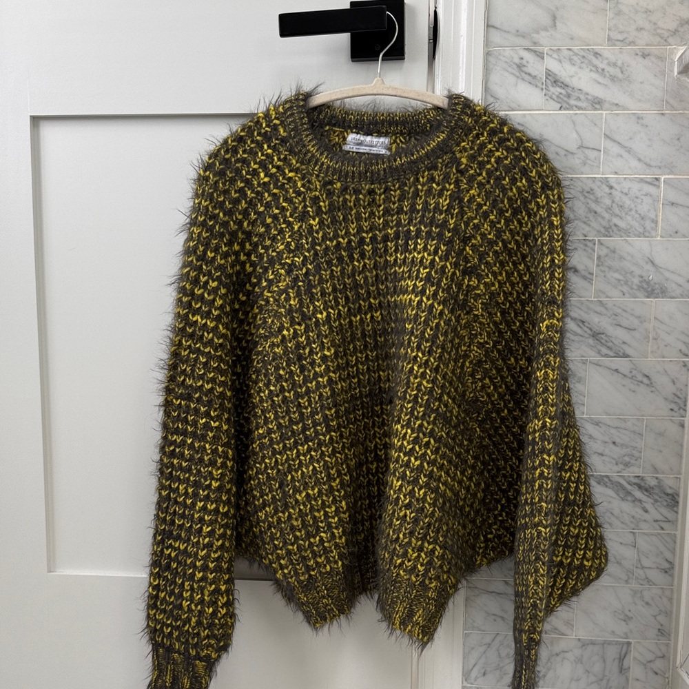 Urban Outfitters Black and Yellow Knit Sweater